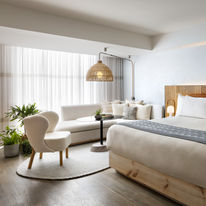 1 Hotel Toronto