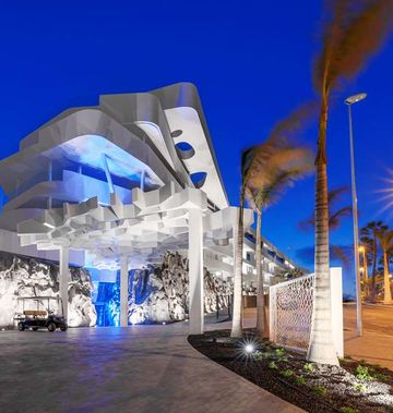 Royal Hideaway Corales Suites