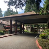 Olympia Hotel at Capitol Lake