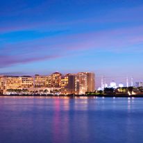 The Ritz-Carlton Abu Dhabi, Grand Canal